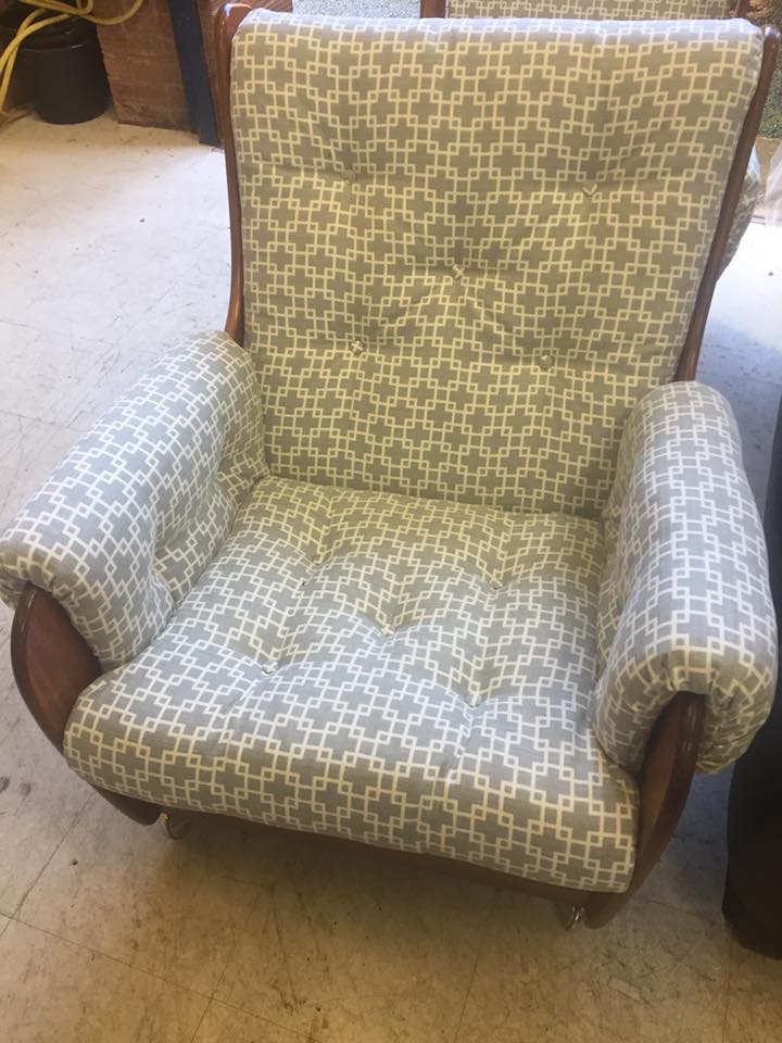 28279130_1572101792917424_6065582307500475914_n Cross-Pattern lounger