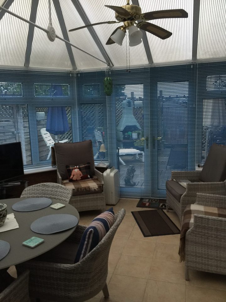 blinds2